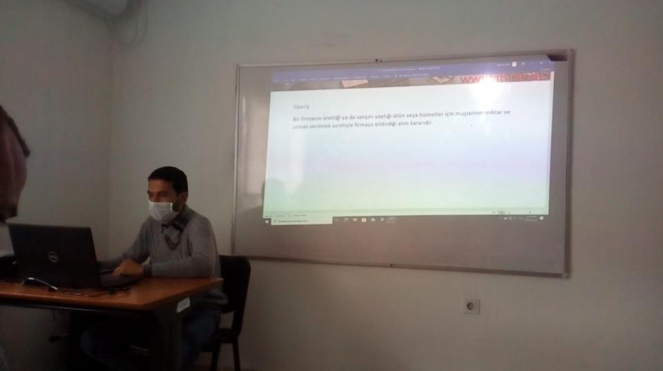 Türk Kızılay  ile Ankara ilinde yaşayan yabancı uyruklu kişiler ve ev sahibi topluluğa yönelik mesleki eğitimler ve kamu istihdam