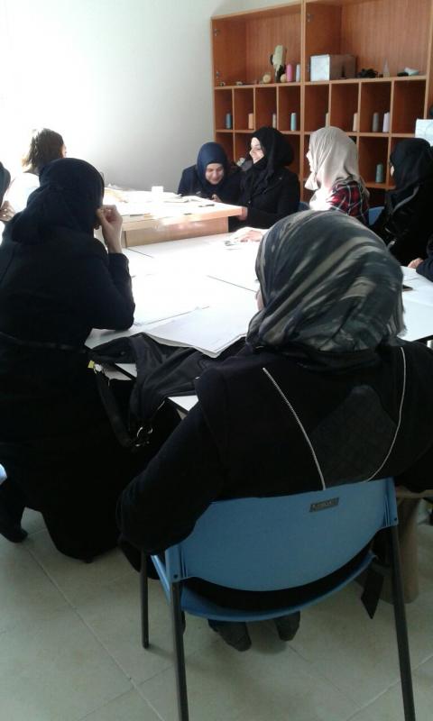 SURİYELİ KADINLARA MESLEKİ DİKİŞ NAKIŞ EĞİTİMLERİ